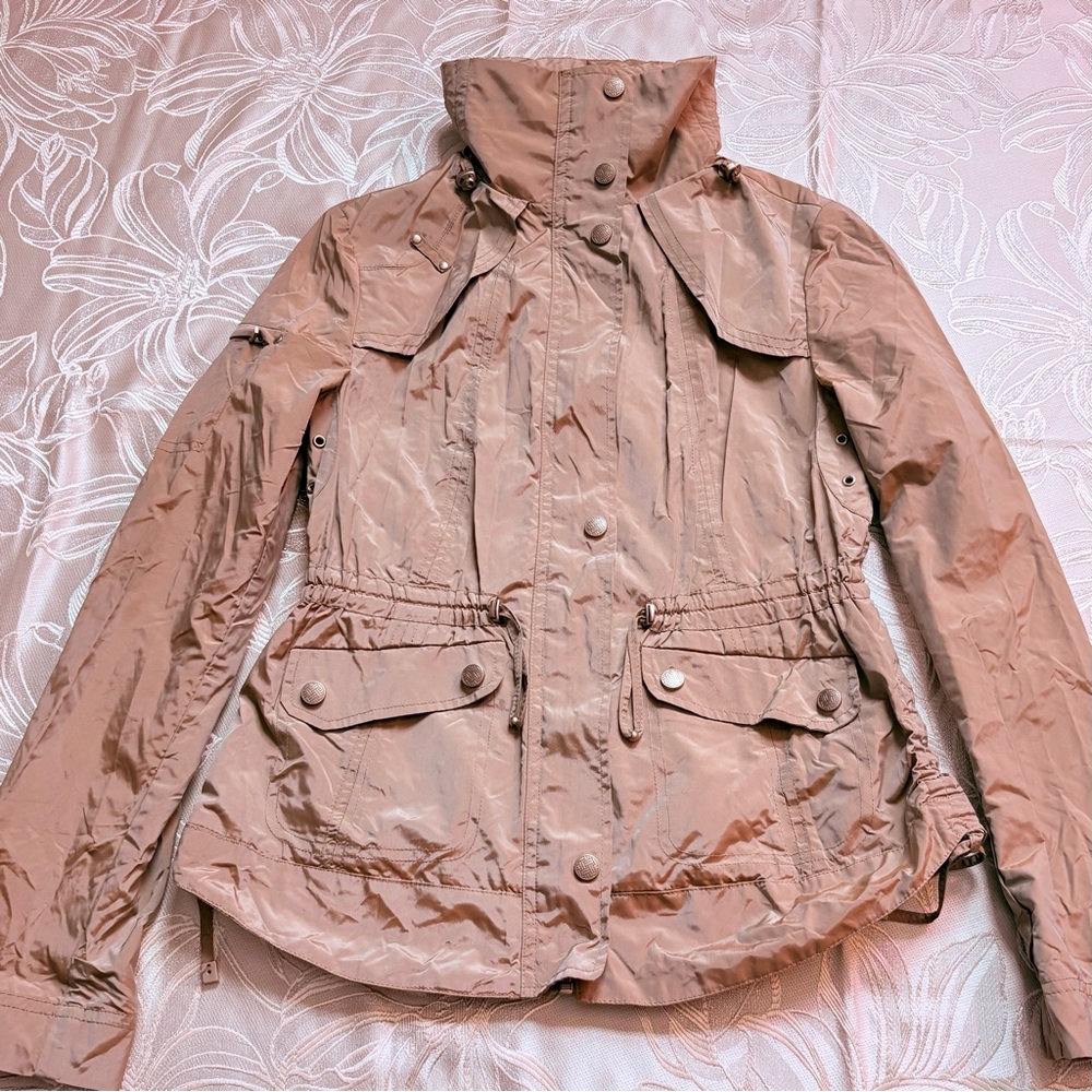 COLE HAAN Packable Rain Jacket in a Women's Size EXTRA SMALL